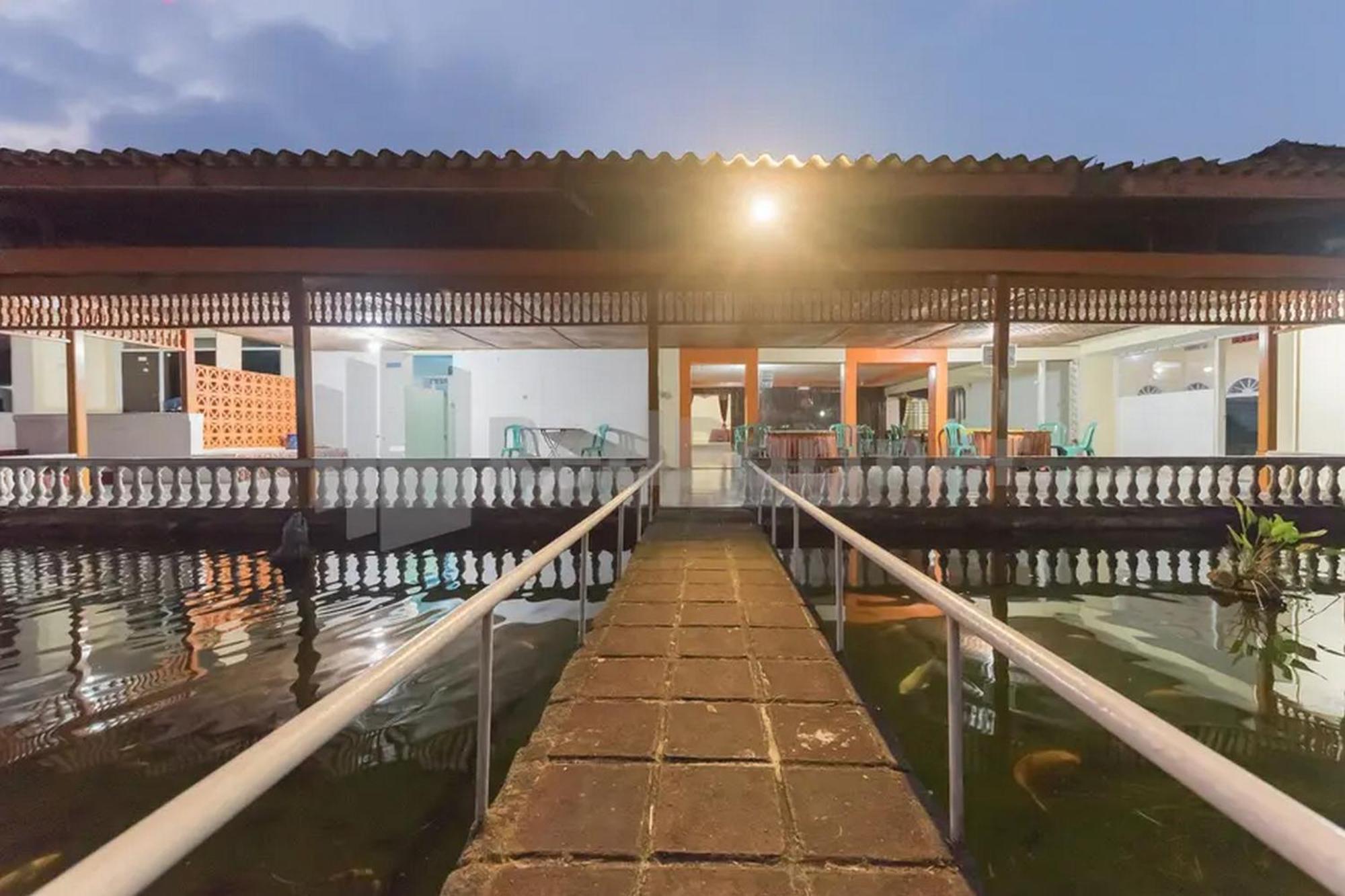 Hotel Linggarjati Near Natural Park Twa Linggarjati Exterior photo